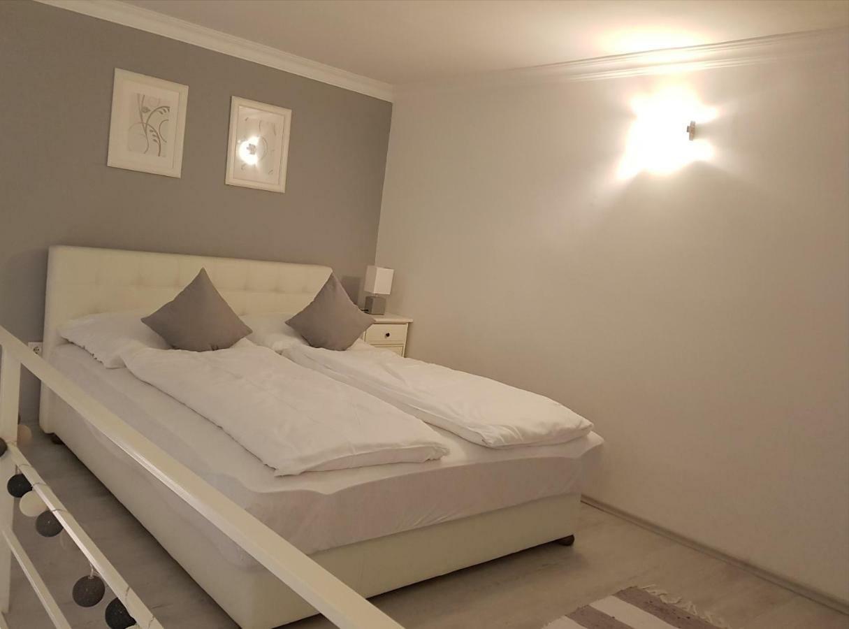 Little Luxury Apartment Budapest Exterior photo